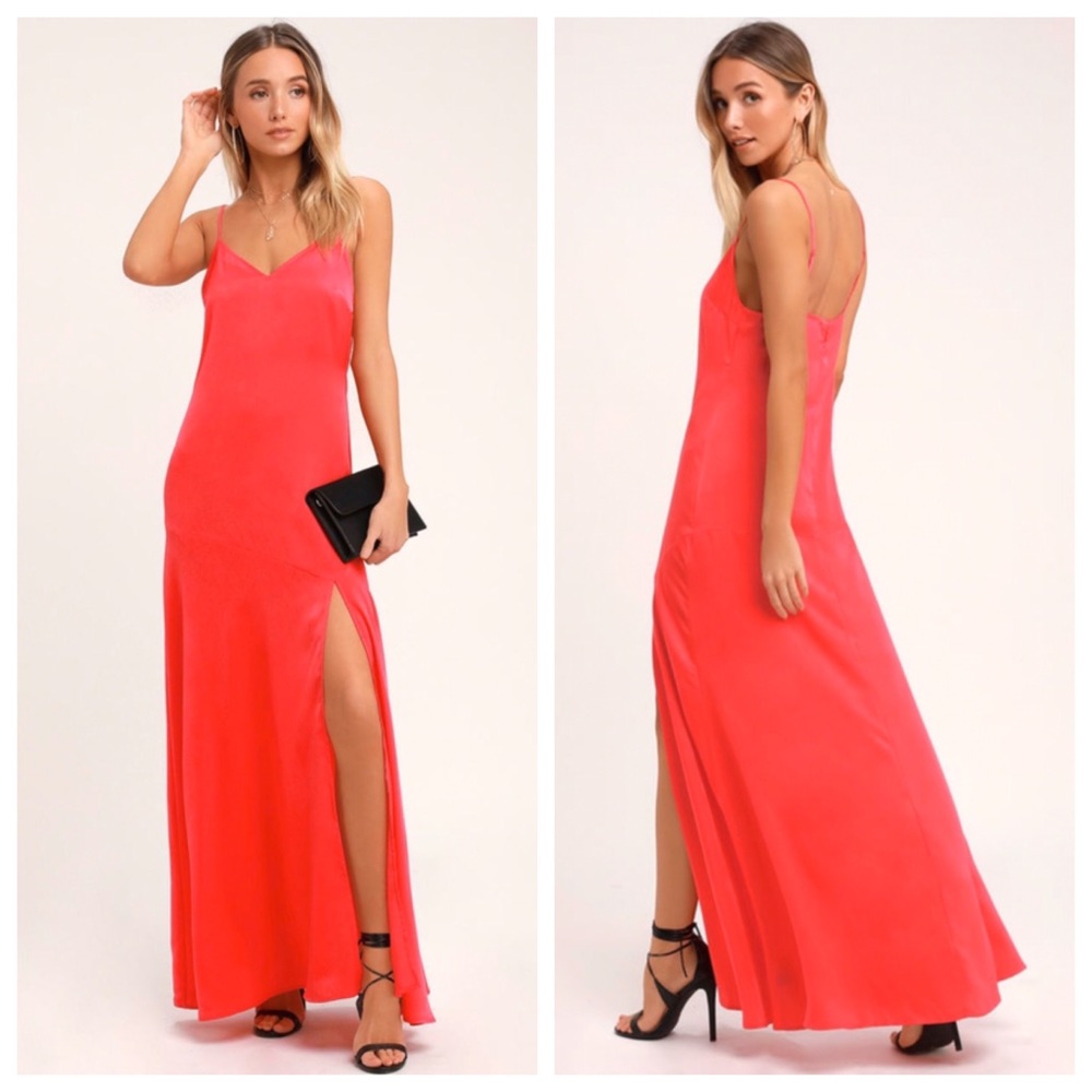 *NWT* LULU’S RED SATIN MAXI DRESS